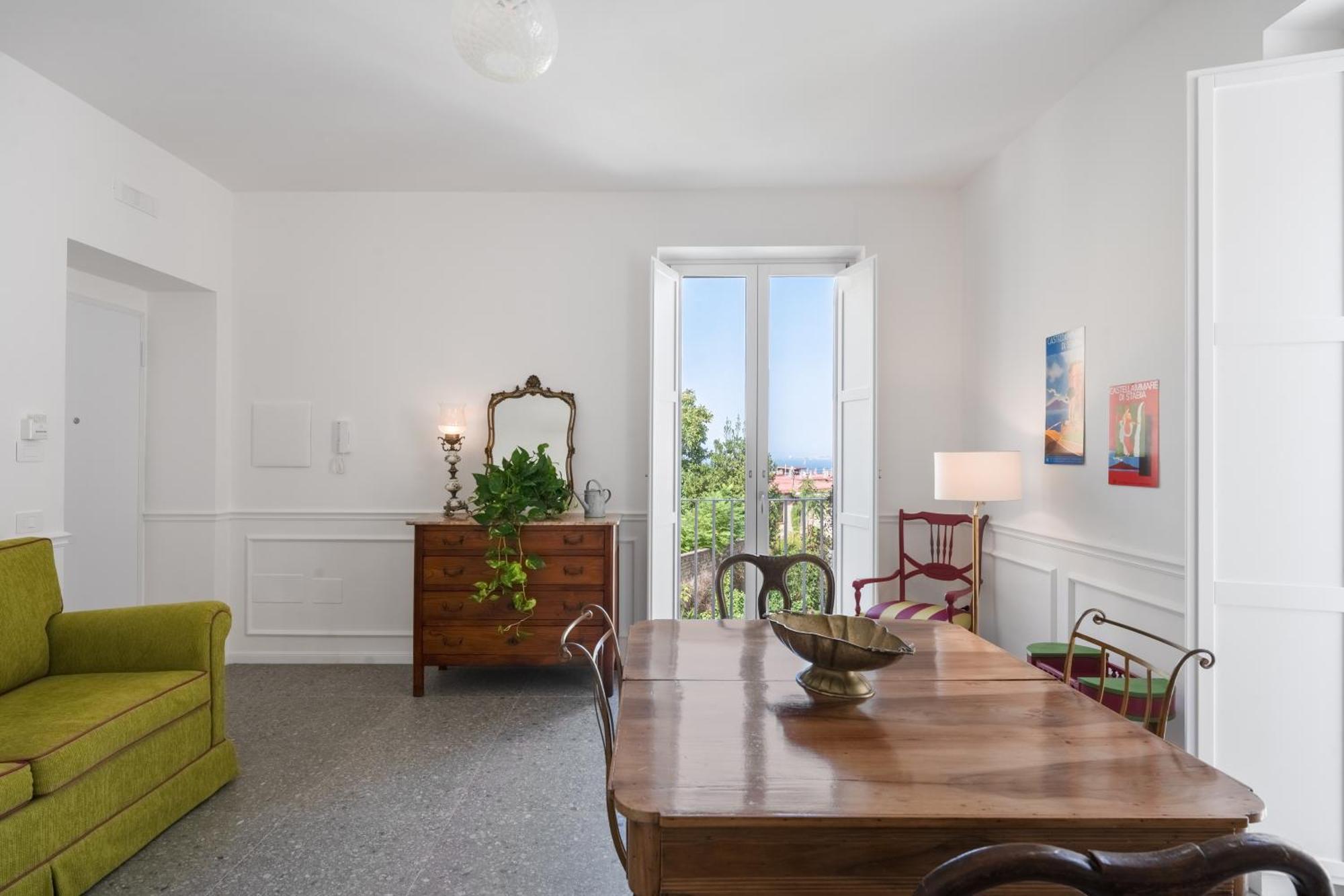 Palazzo Desiderio Apartment Castellammare di Stabia Ngoại thất bức ảnh