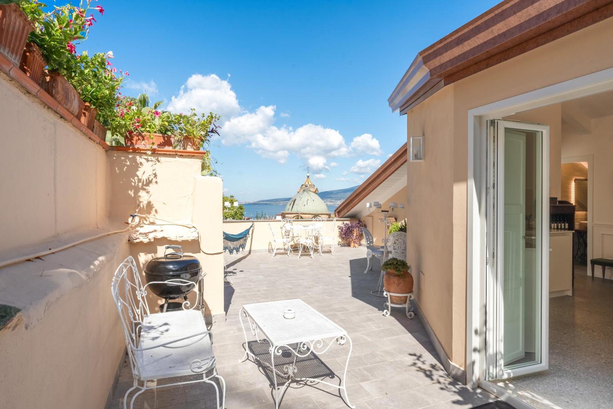 Palazzo Desiderio Apartment Castellammare di Stabia Ngoại thất bức ảnh